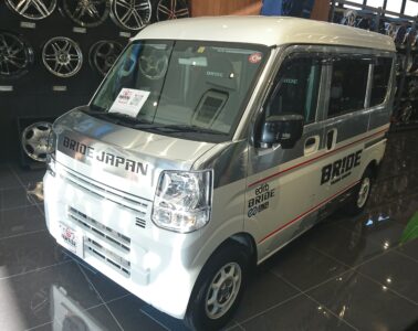 ショールーム　展示車輌入庫のお知らせ -