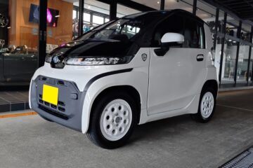 トヨタ　C-PODにデコルネイチャー装着 -